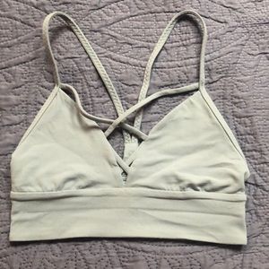 Lululemon sports bra